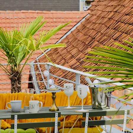 Apartament Fewozauber - Domschloss, Zentrum, 6 Personen, Business, Dachterrasse, Familien Schwerin (Mecklenburg-Vorpommern)