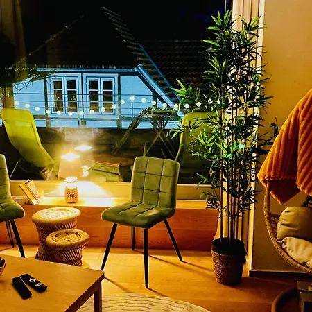 Apartament Fewozauber - Domschloss, Zentrum, 6 Personen, Business, Dachterrasse, Familien